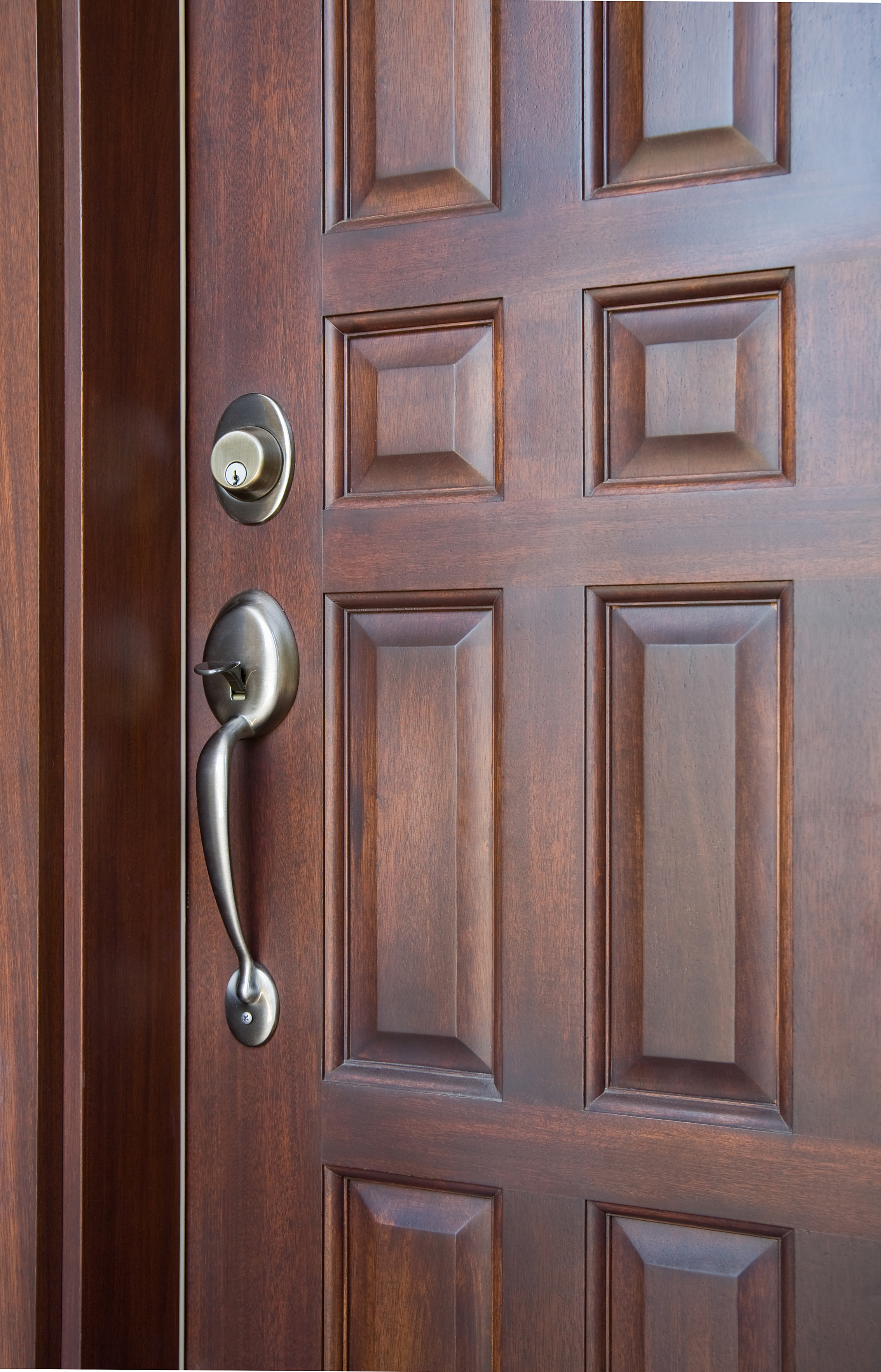 Is it Time to Refinish my Wood Front Door? | Aaron's Touch Up